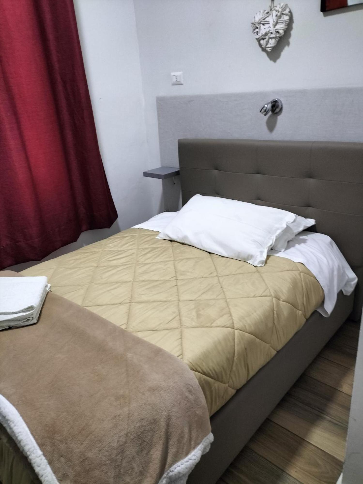 Casa Di Edo Acomodação com café da manhã Brindisi Exterior foto